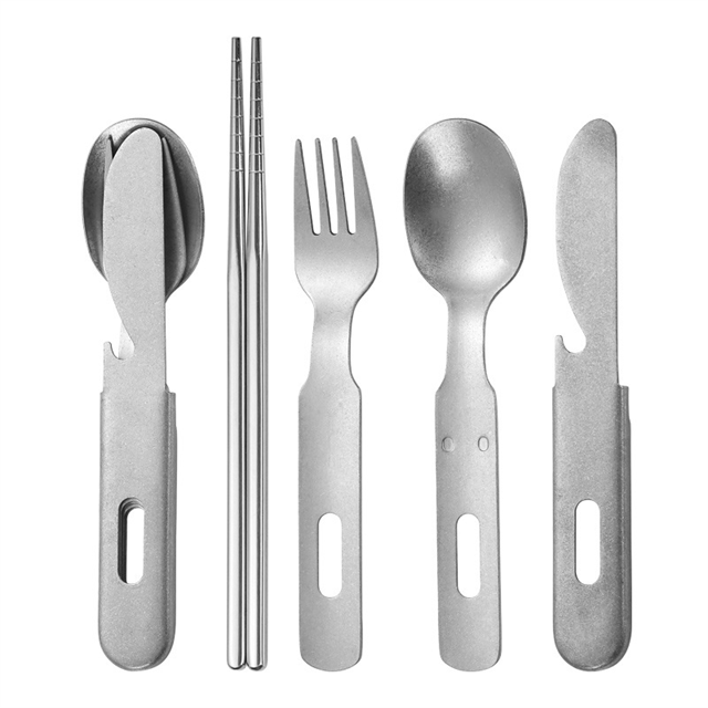 Chombo cha Kupigia Kambi cha Kuosha Mawe 5pcs Chuma cha Silver Vintage Flatware Kimewekwa Na Kipochi
